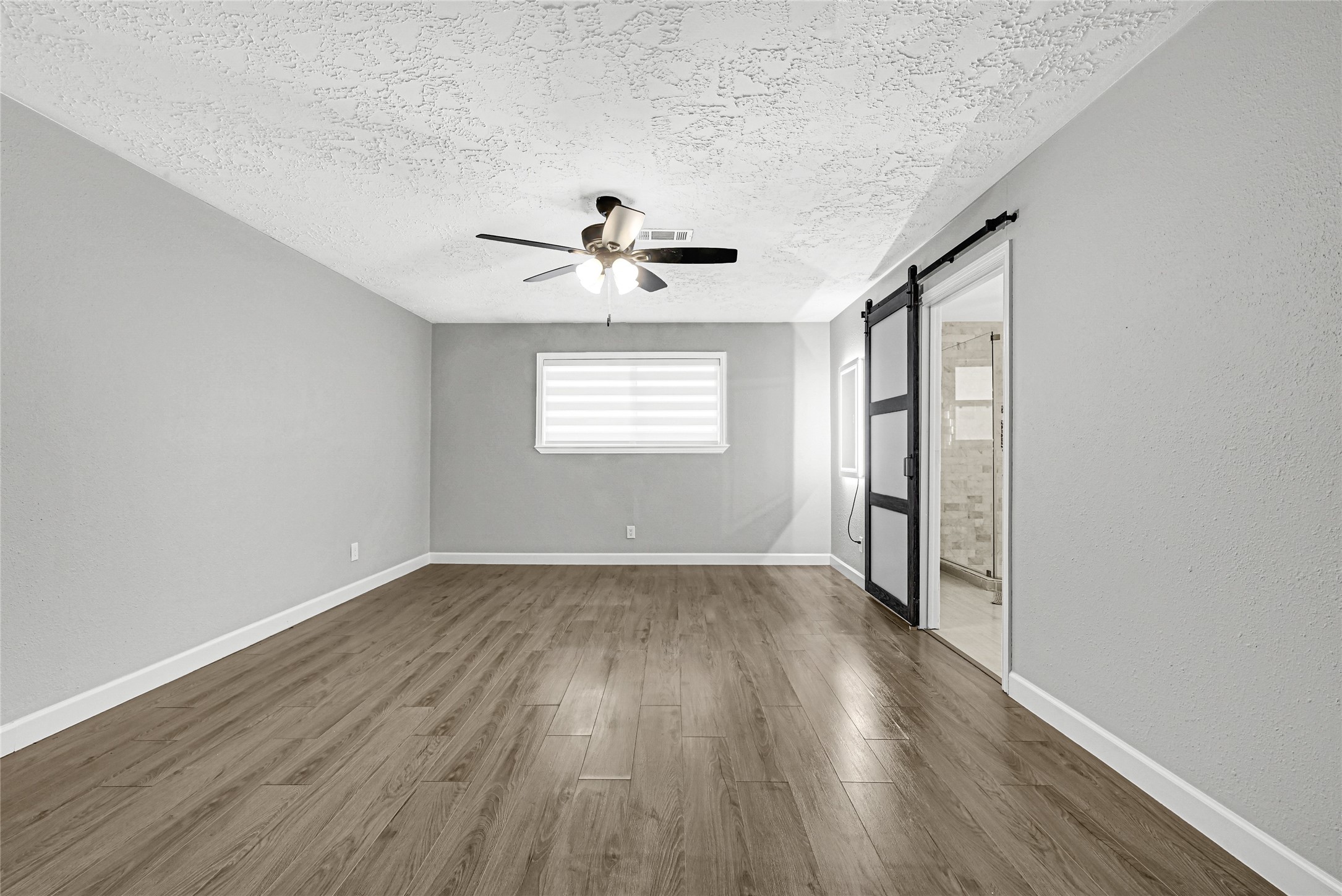 2407 Rambling Brook Drive Property Photo 25