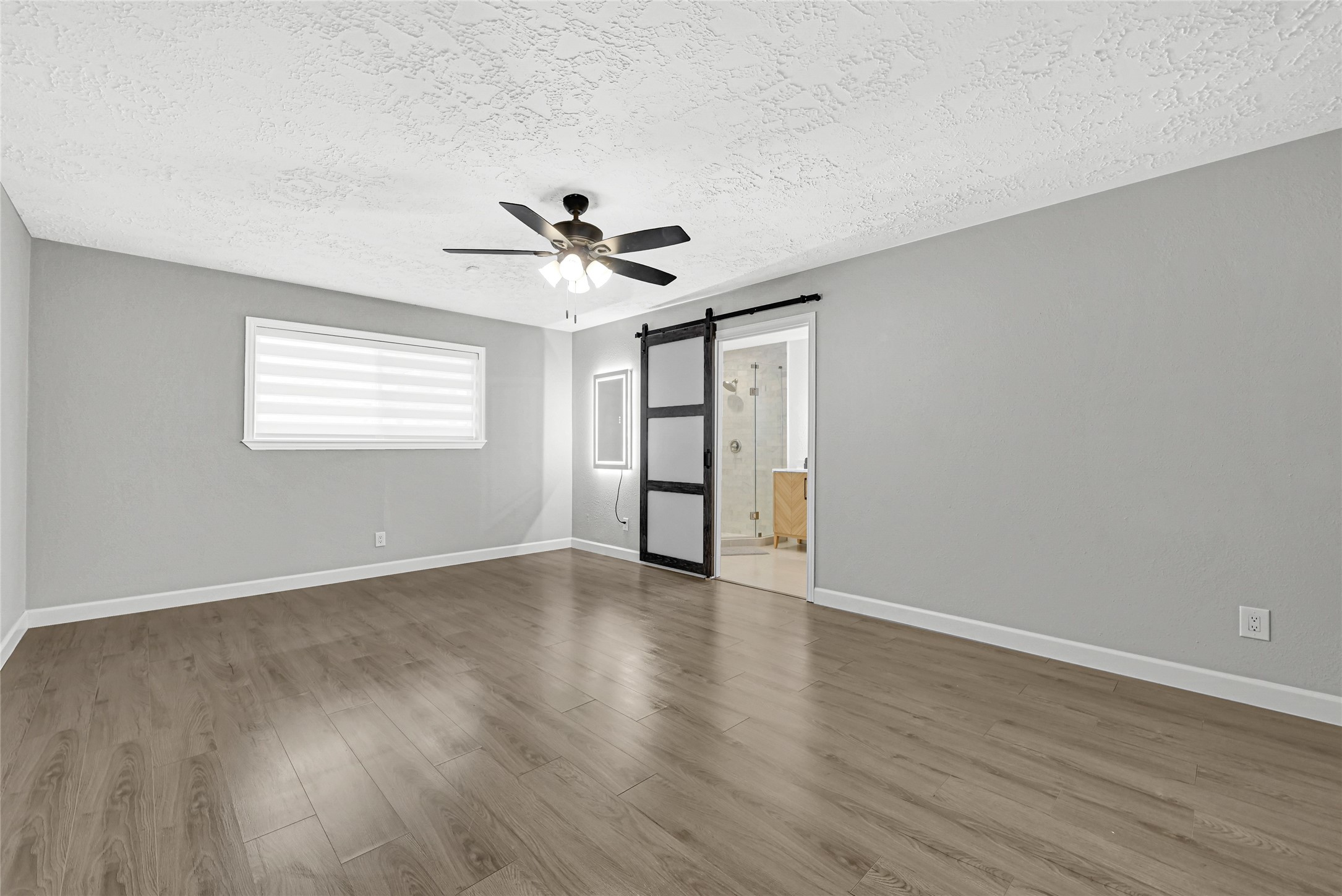 2407 Rambling Brook Drive Property Photo 26