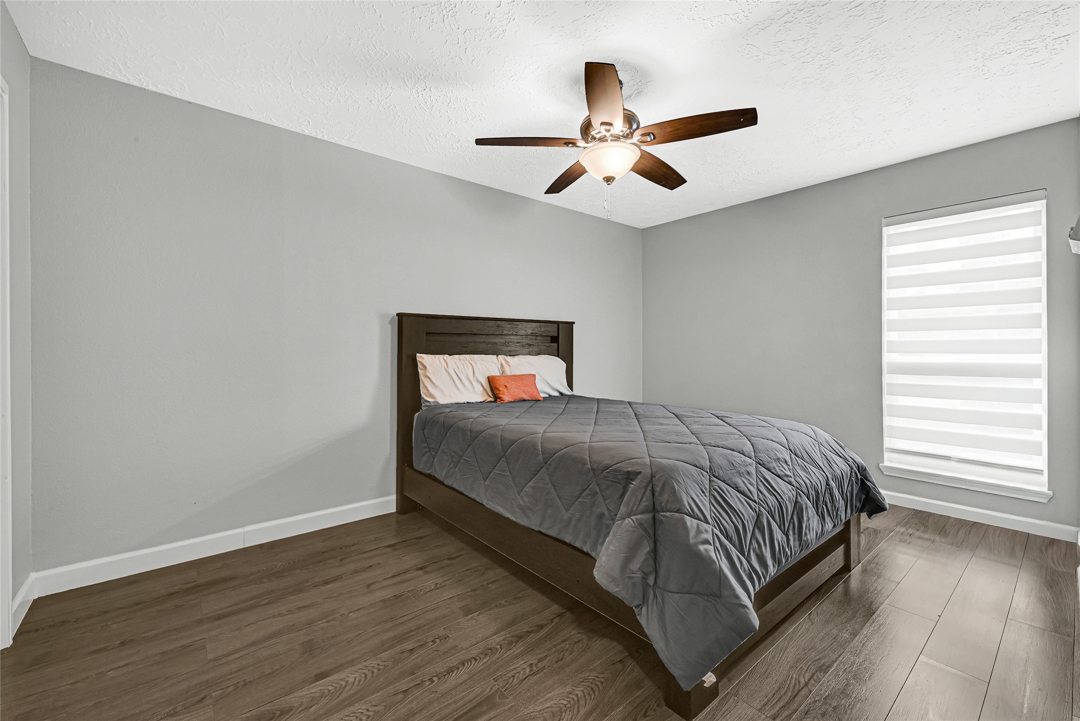 2407 Rambling Brook Drive Property Photo 29