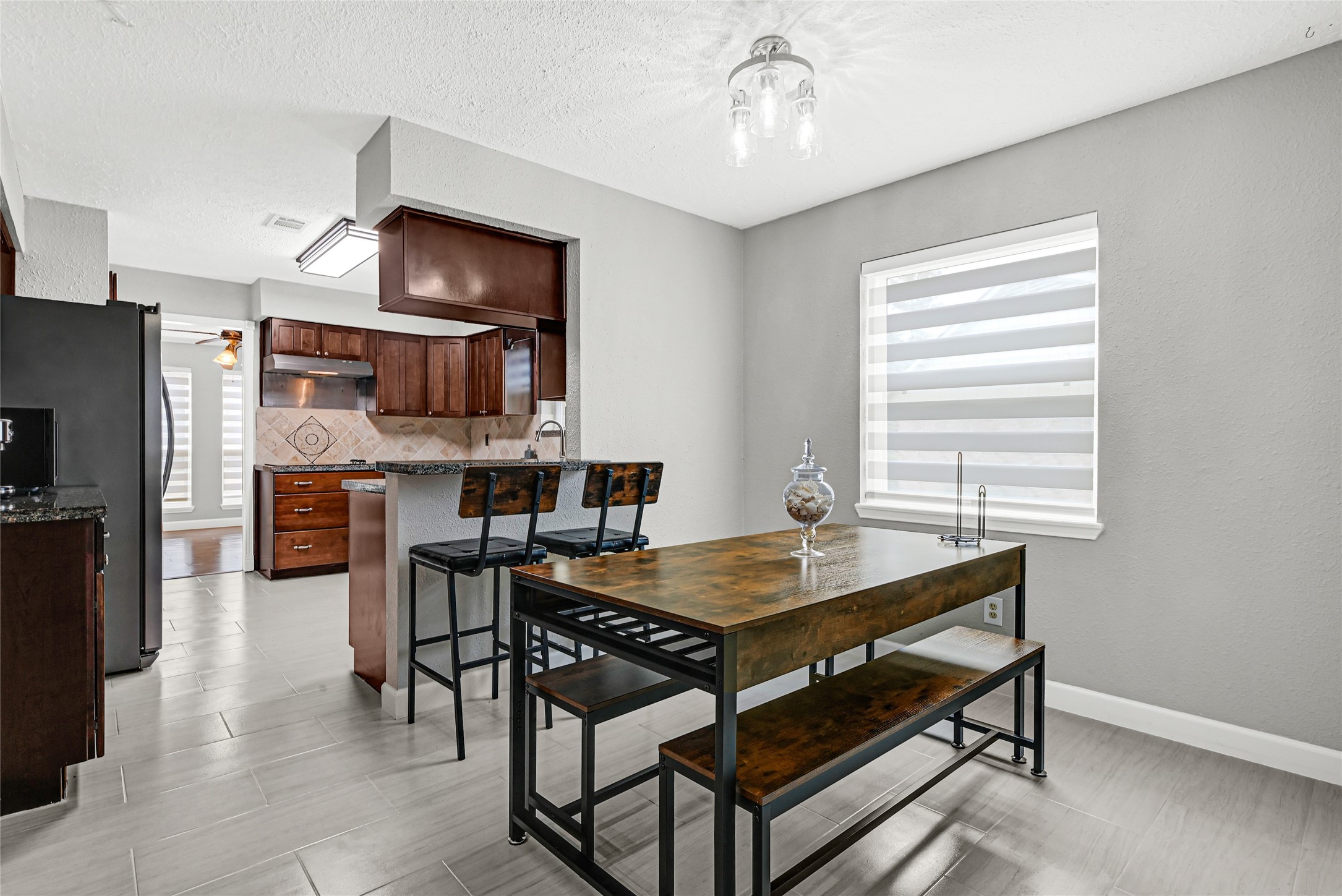 2407 Rambling Brook Drive Property Photo 33