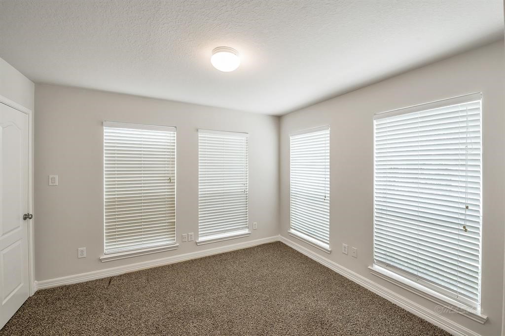 126 Detering Street C Property Photo 6