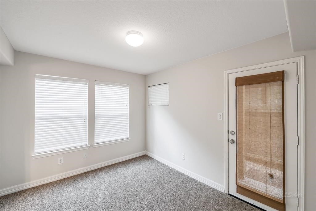 126 Detering Street C Property Photo 8