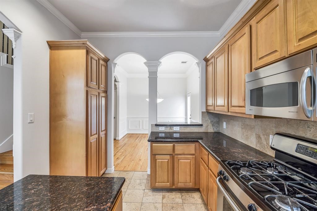 126 Detering Street C Property Photo 13