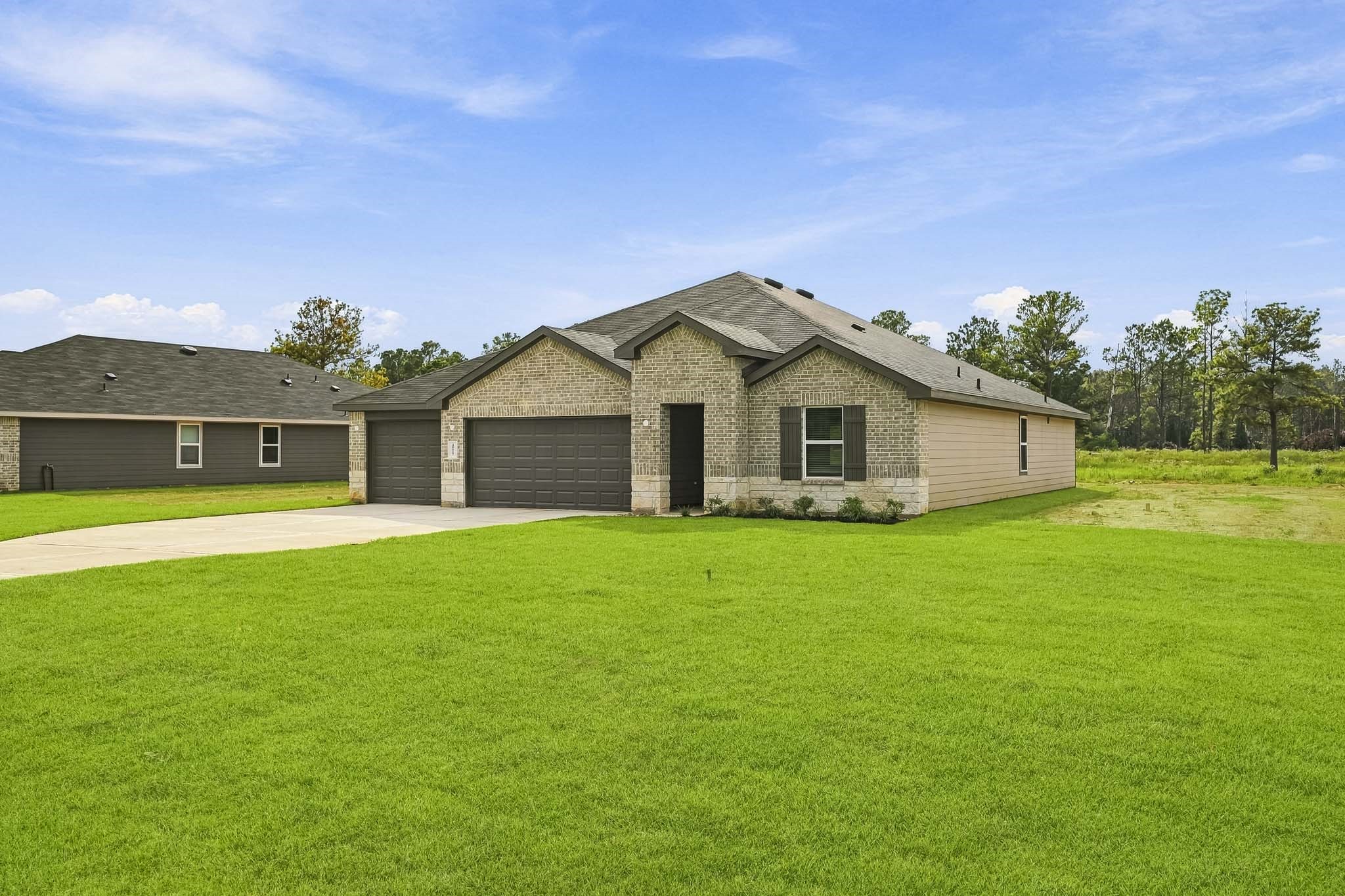 10527 Aren Road Property Photo 1