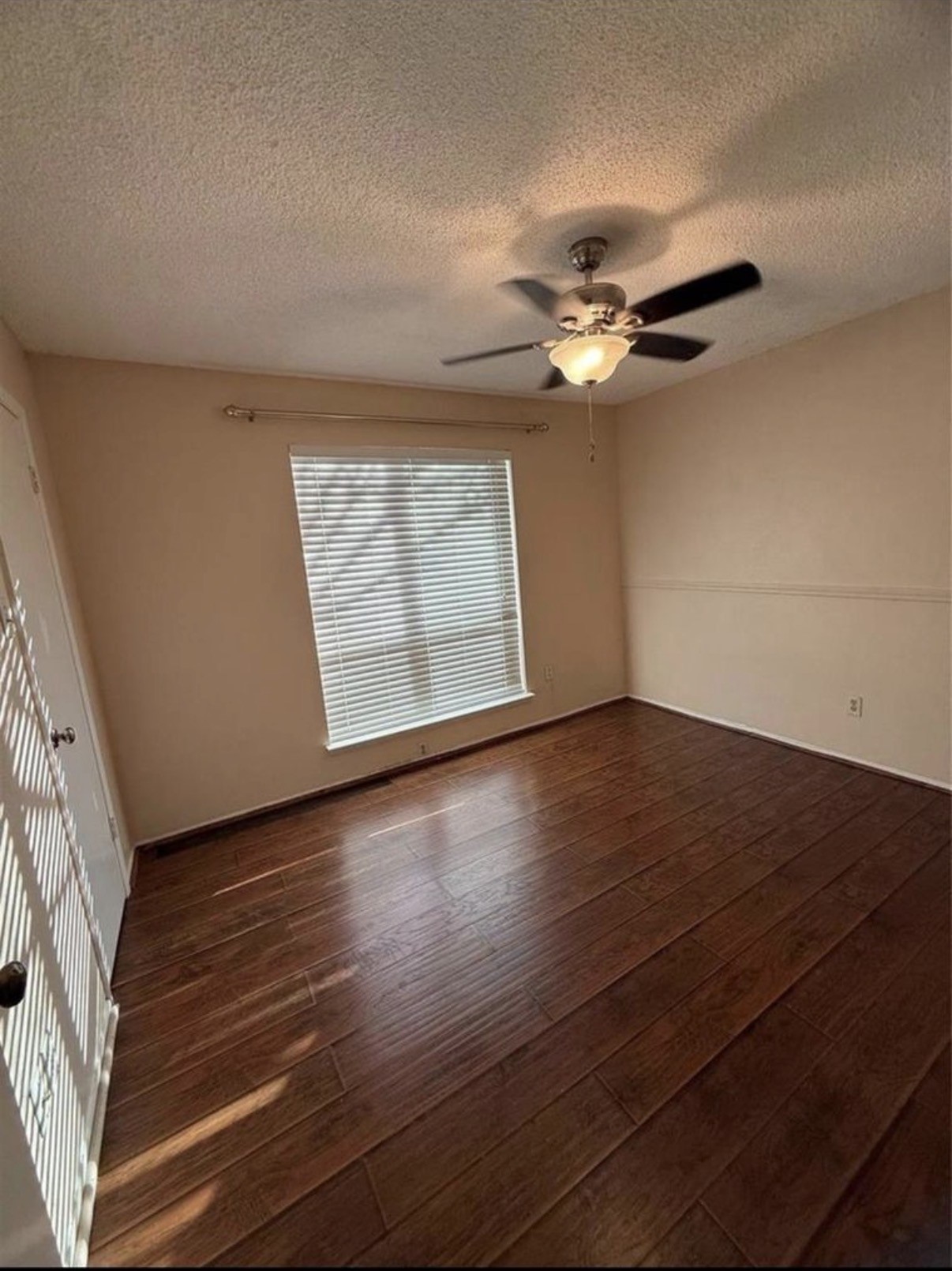 4027 Summit Valley Drive Property Photo 10
