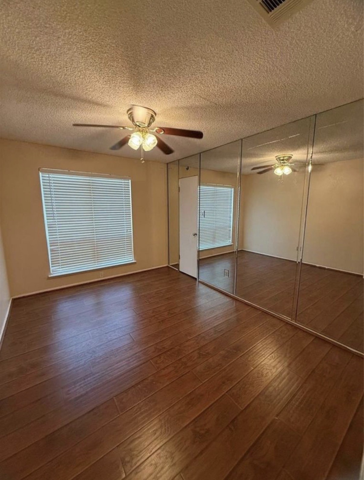 4027 Summit Valley Drive Property Photo 19