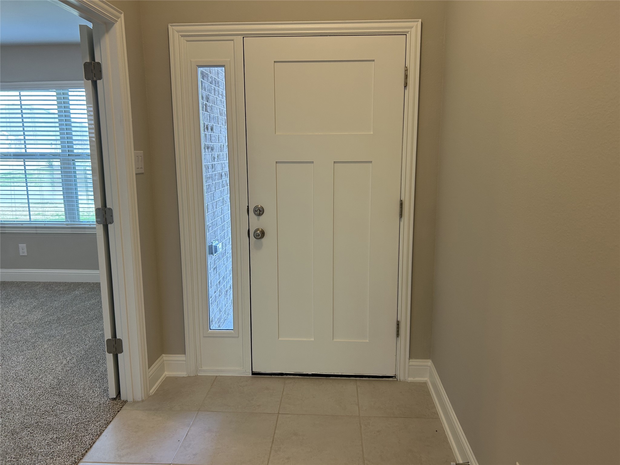 10250 Whitney Reach Drive Property Photo 4