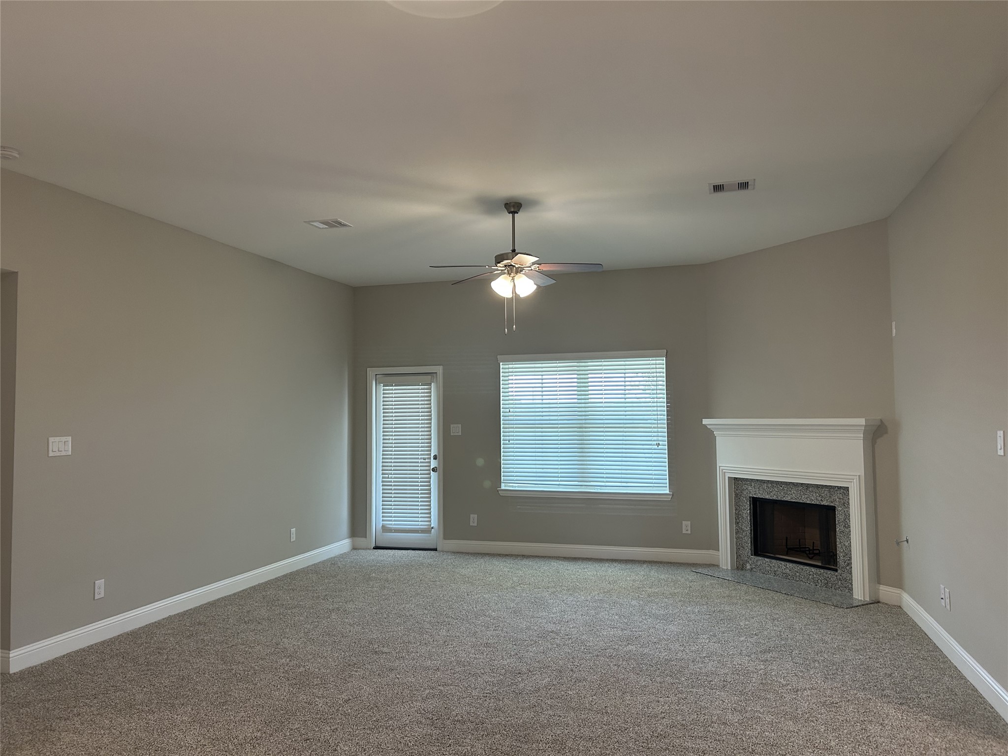 10250 Whitney Reach Drive Property Photo 6