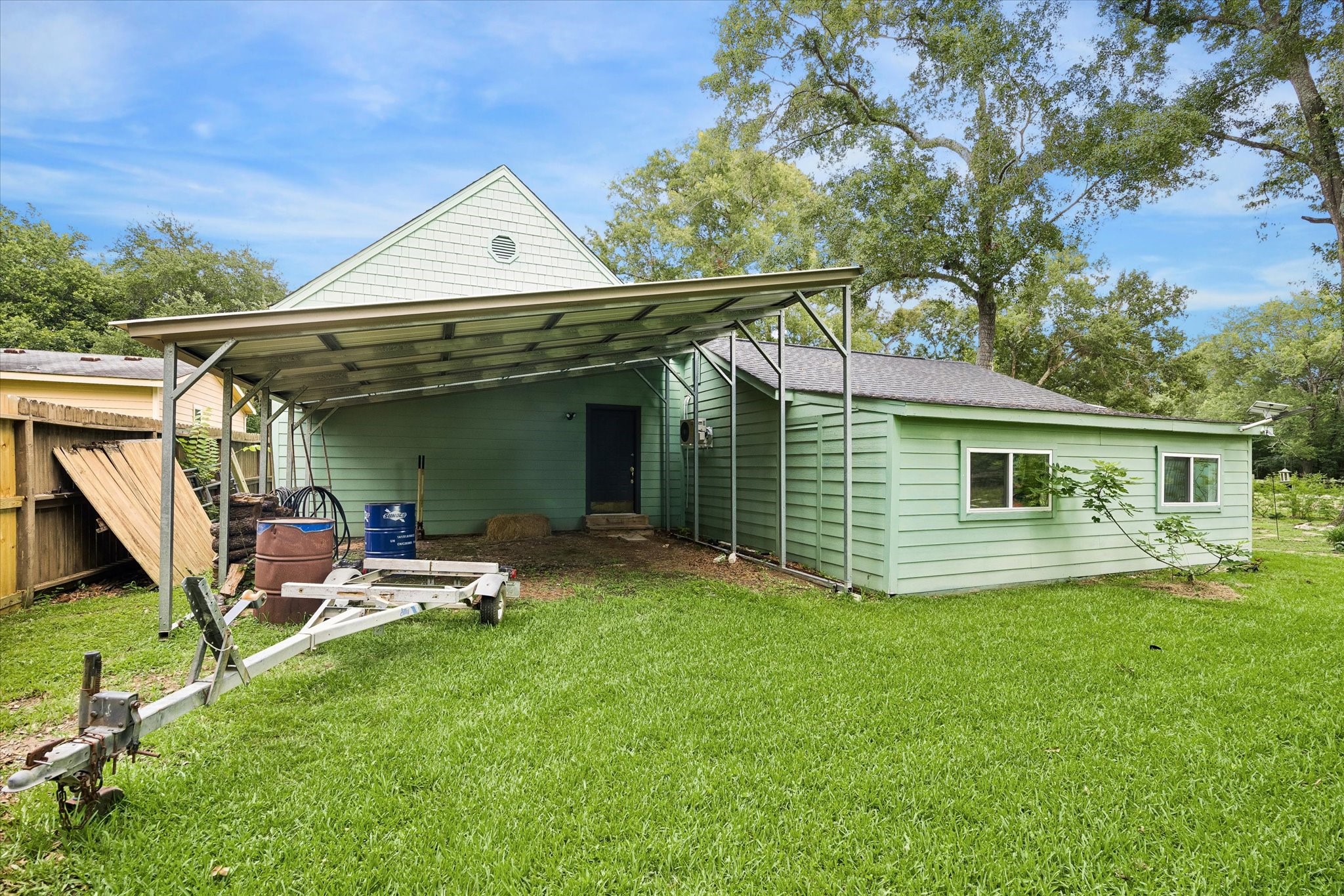 15432 Esther Drive Property Photo 25
