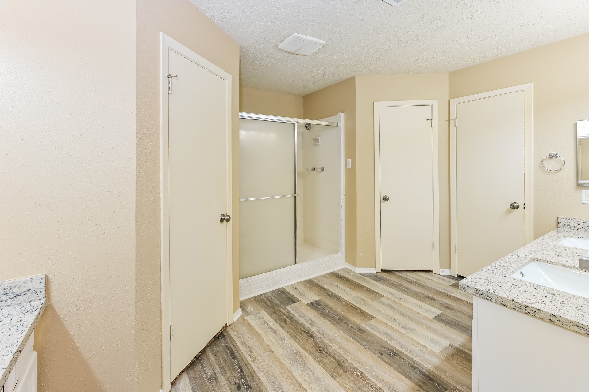 1518 Washington Drive Property Photo 13