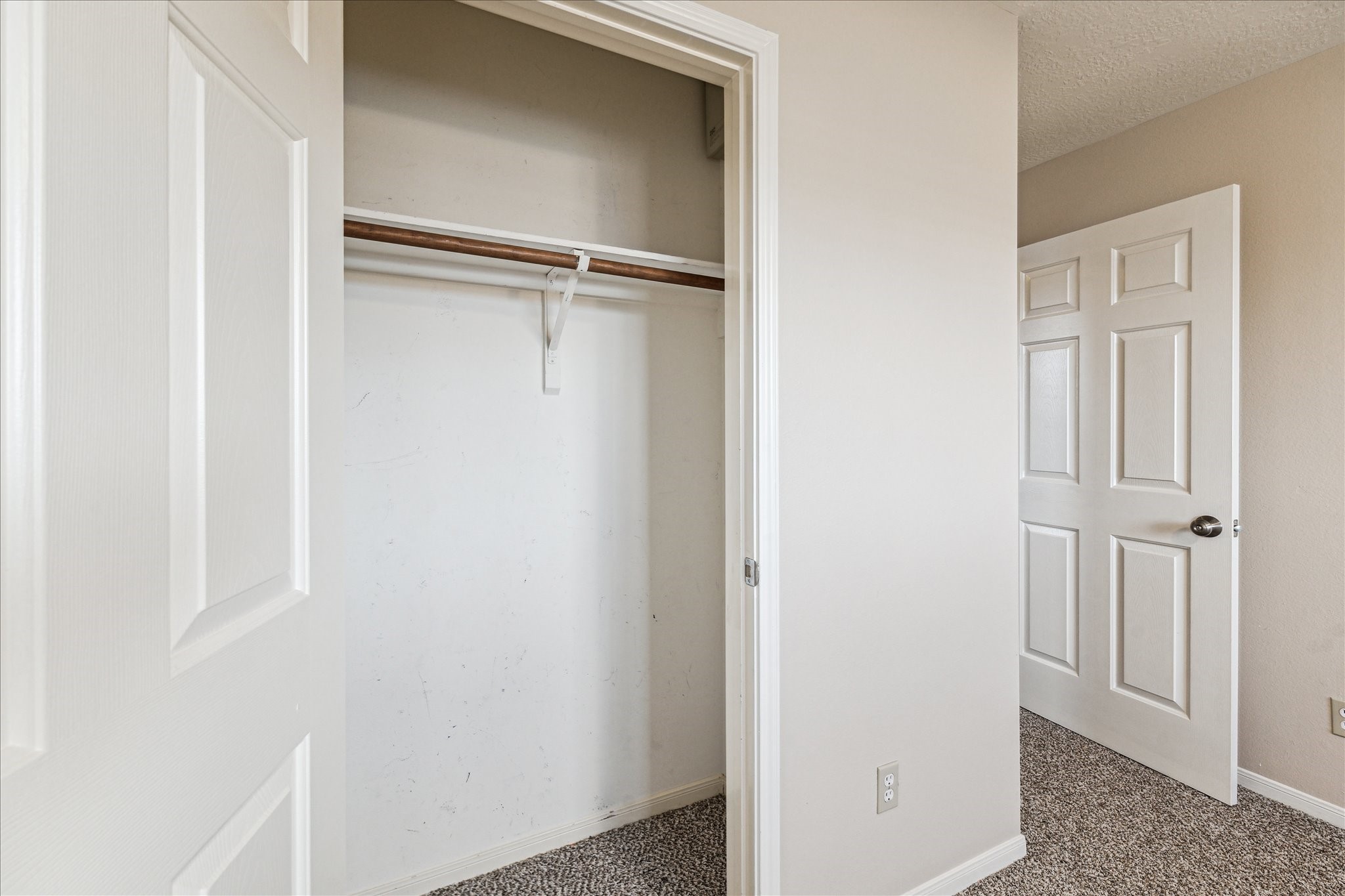 11902 Oakner Drive Property Photo 24