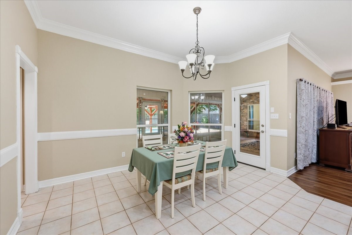 6329 Bent Water Drive Property Photo 11