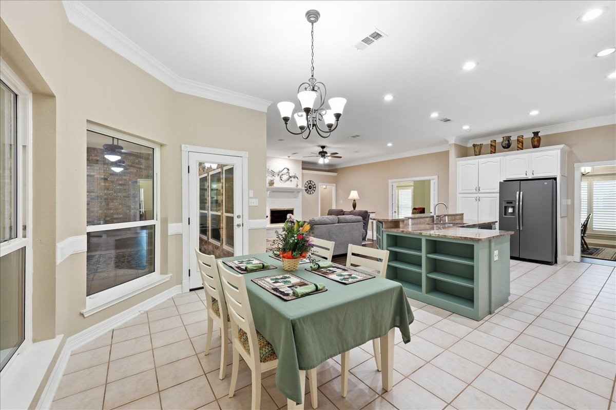 6329 Bent Water Drive Property Photo 12