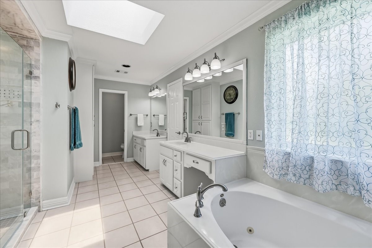 6329 Bent Water Drive Property Photo 17