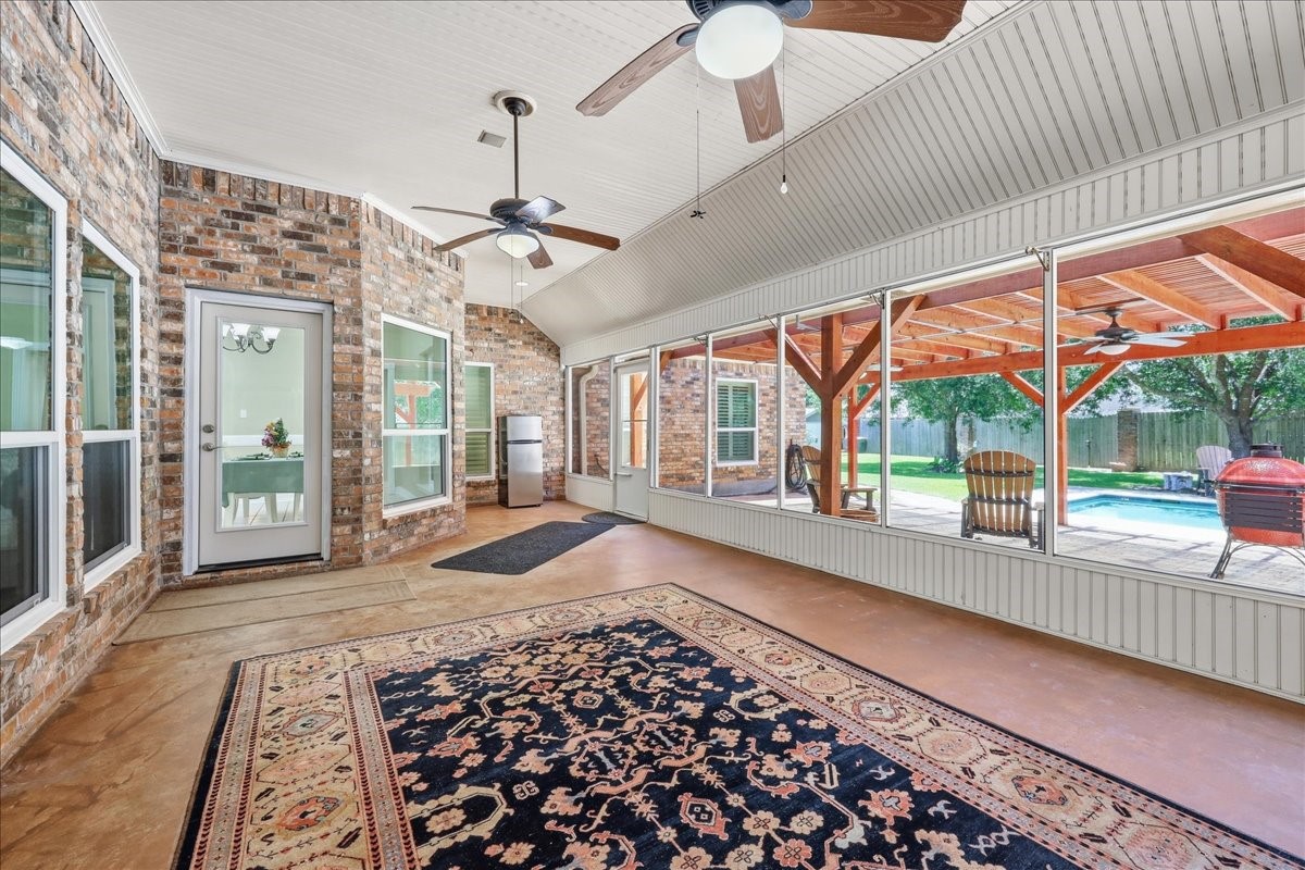 6329 Bent Water Drive Property Photo 25