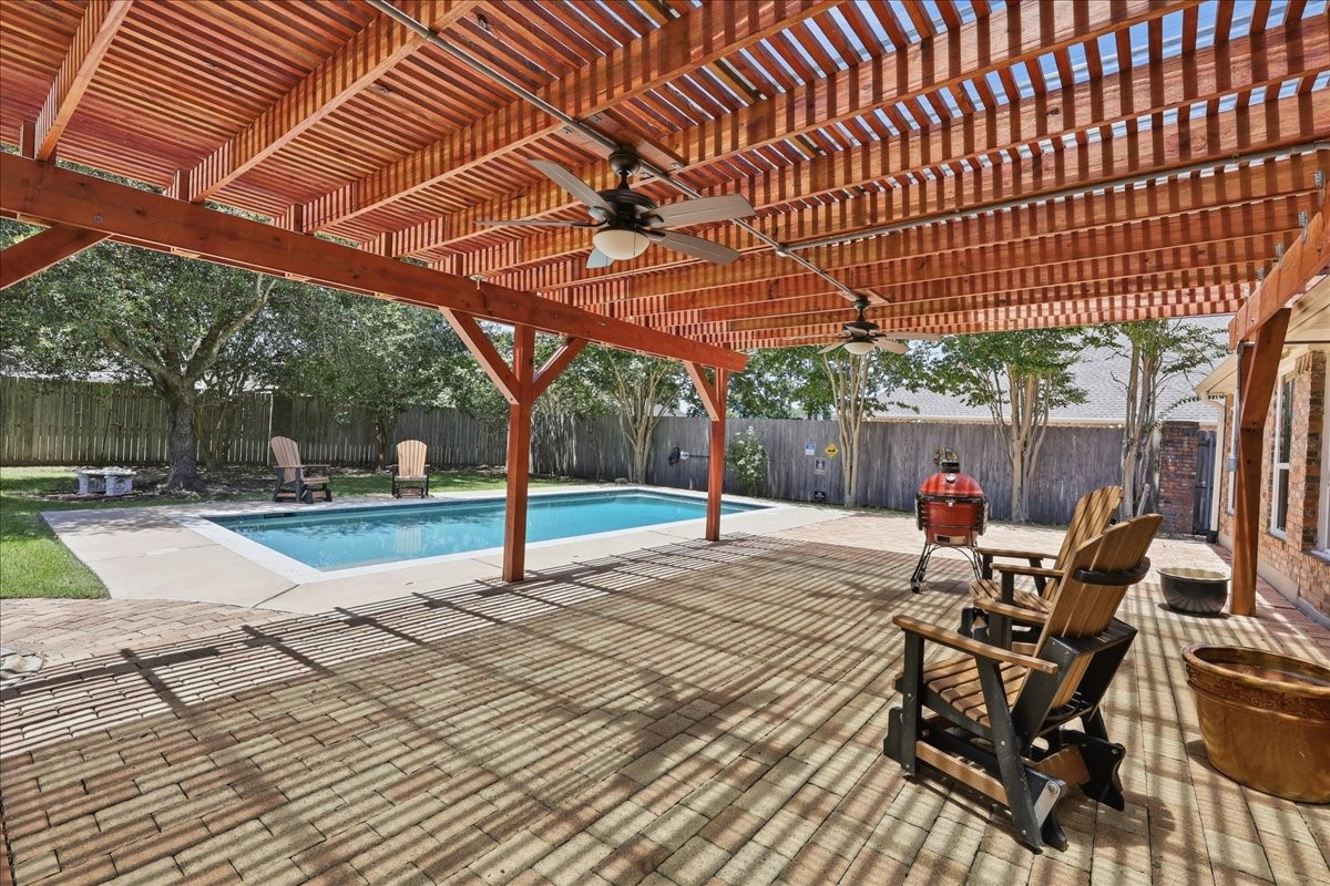 6329 Bent Water Drive Property Photo 26