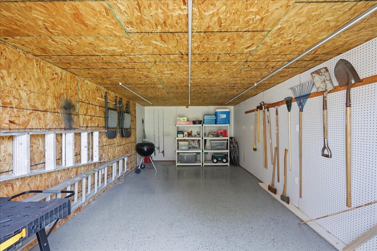 6329 Bent Water Drive Property Photo 31
