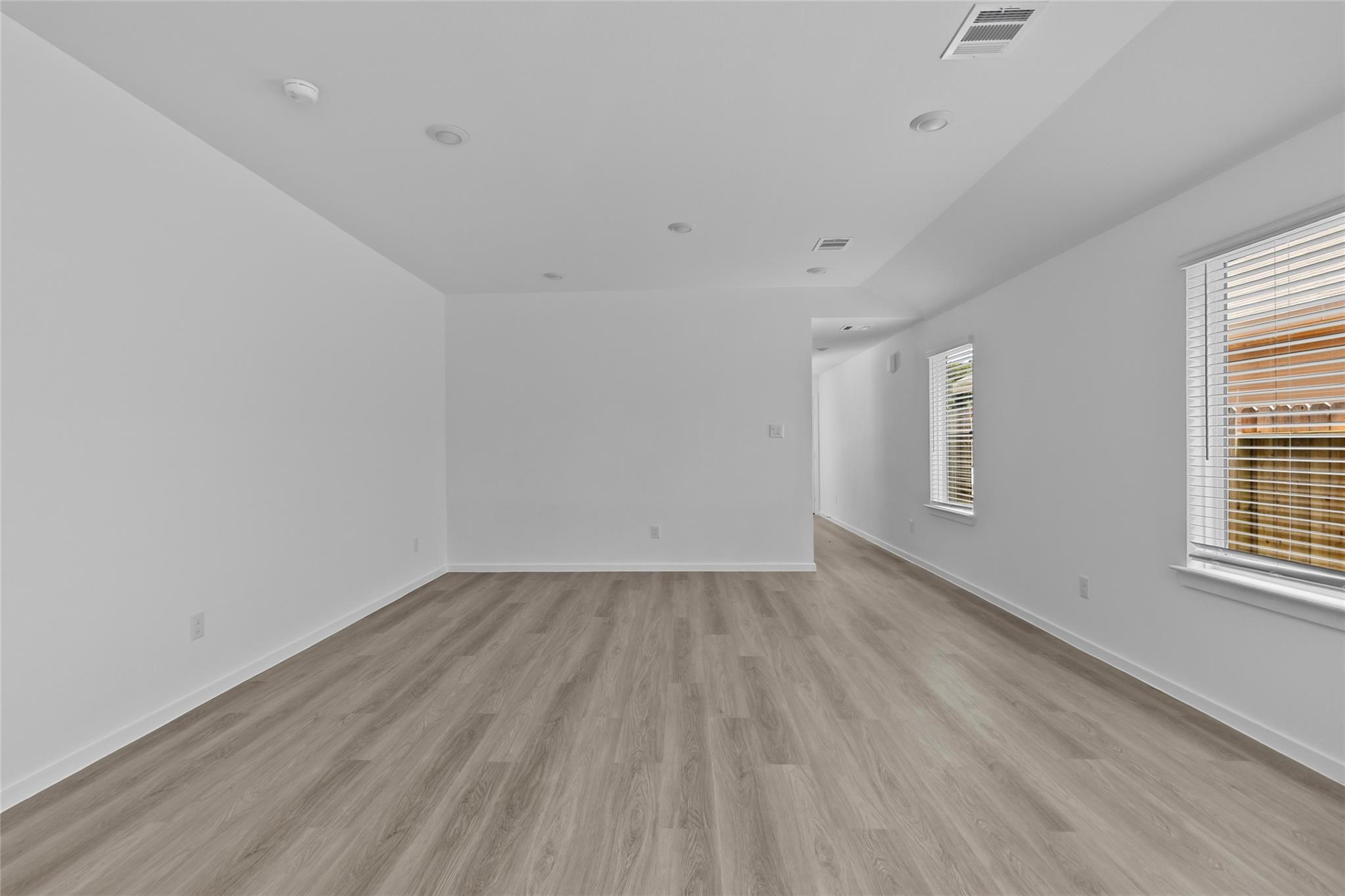571 Belle Springs Lane, Conroe Tx 77301 Property Photo 8