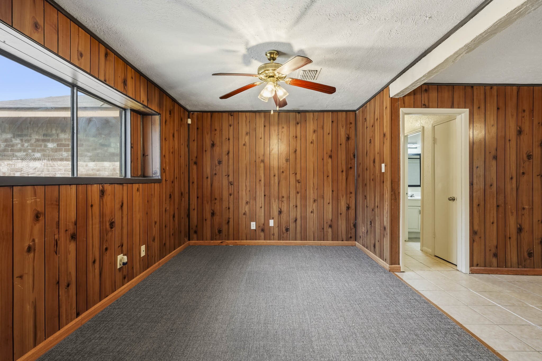 5315 Ridgestone Street Property Photo 4