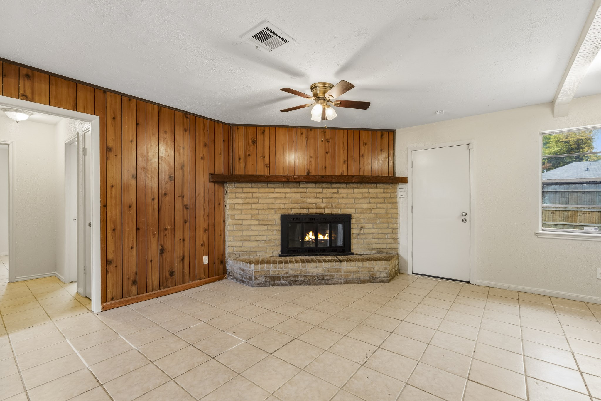 5315 Ridgestone Street Property Photo 5