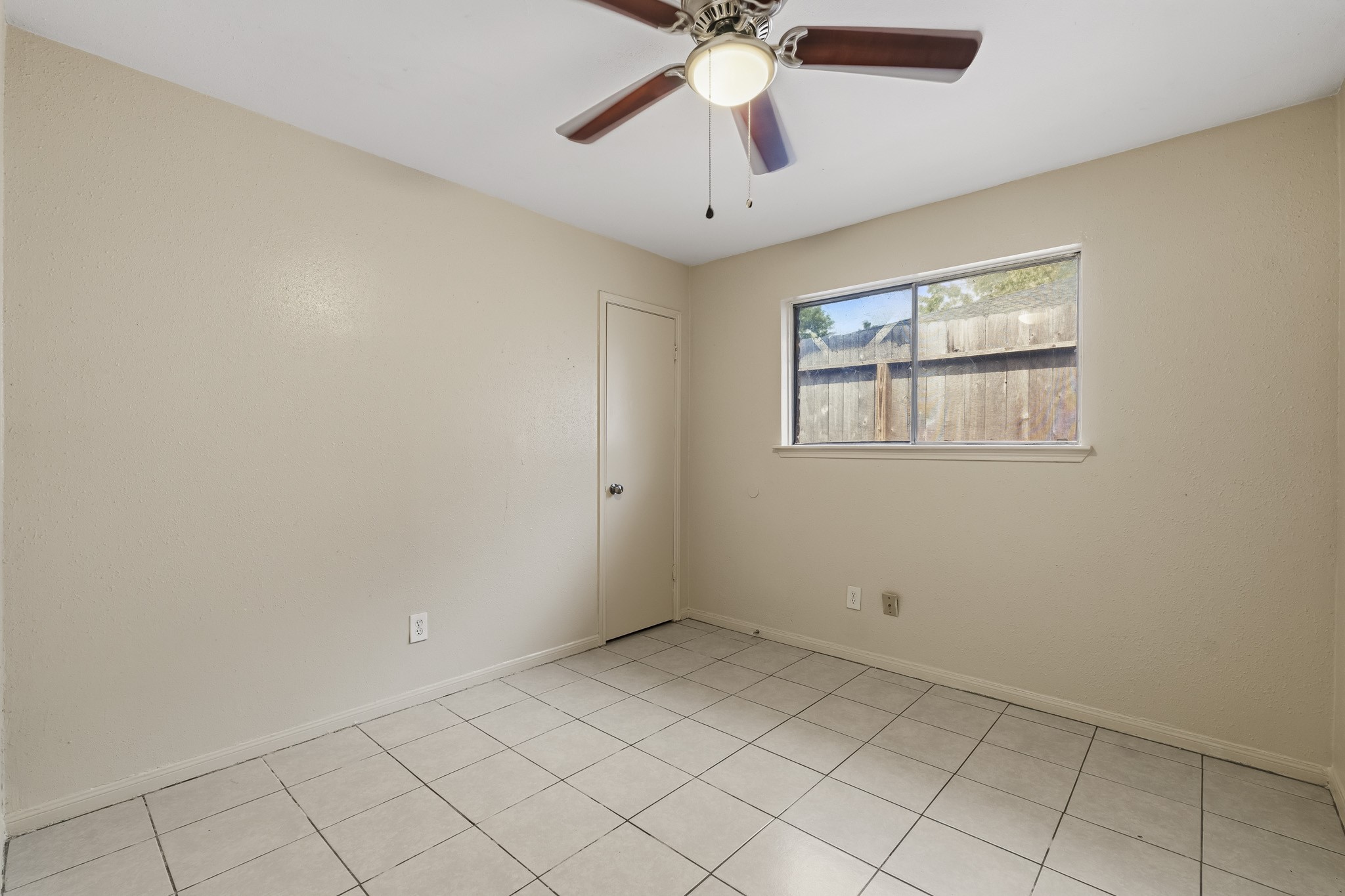5315 Ridgestone Street Property Photo 14