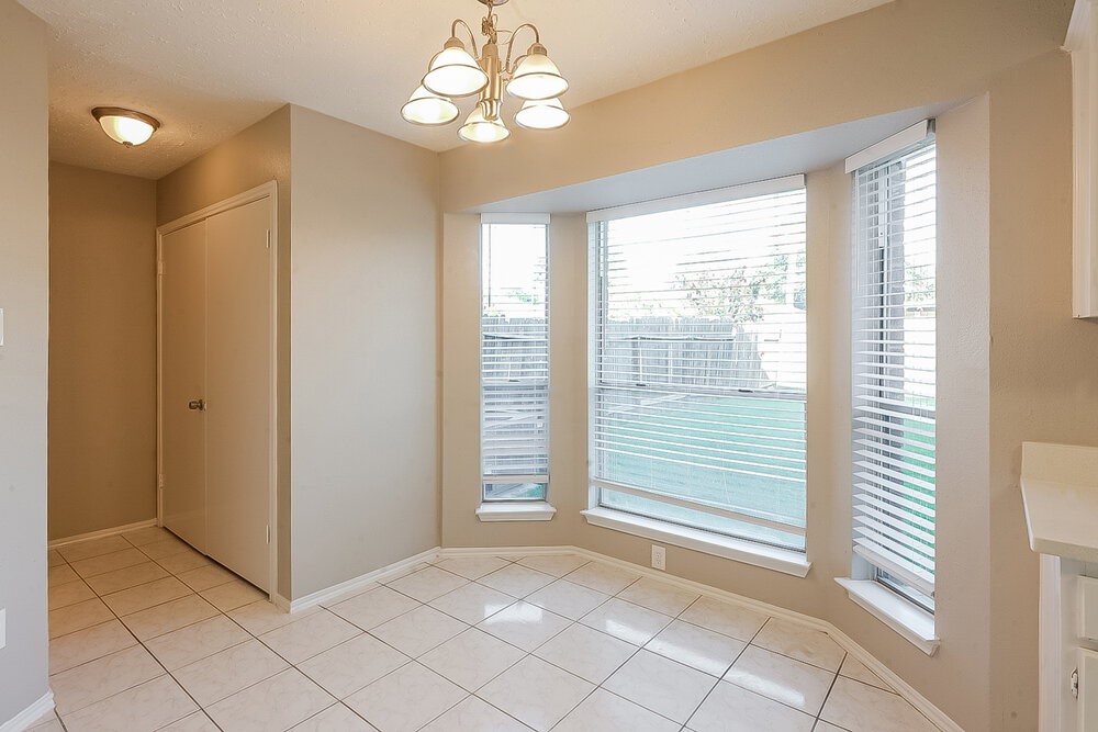 1909 Wildwood Ridge Drive Property Photo 7