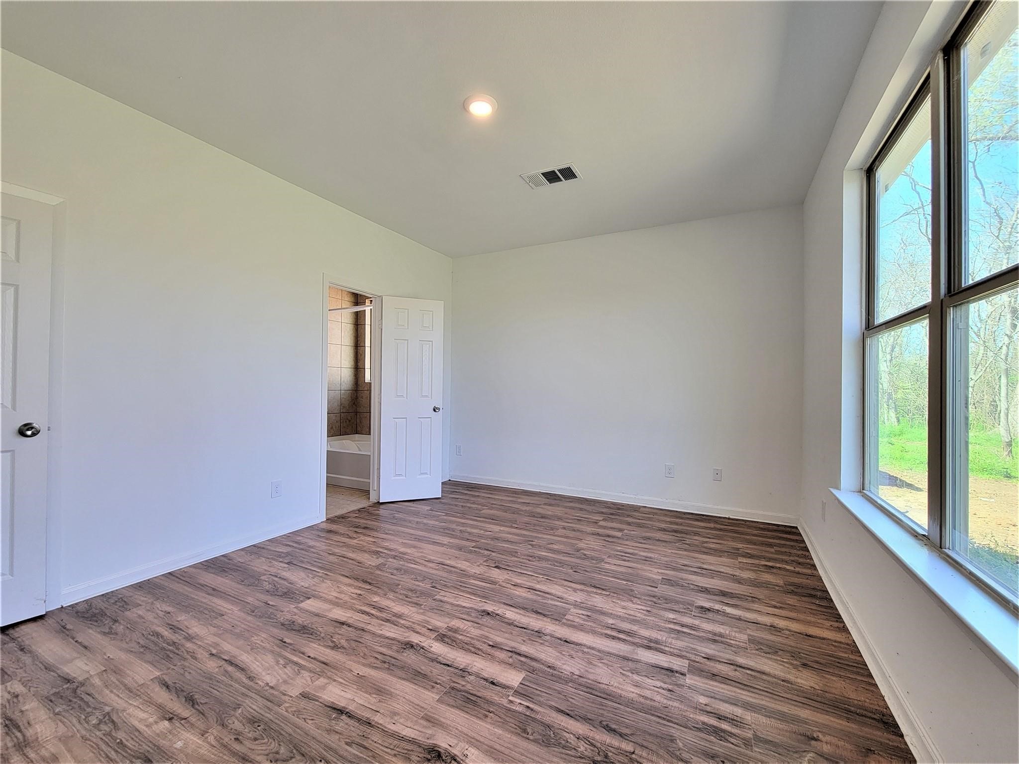 151 Island Boulevard Property Photo 4