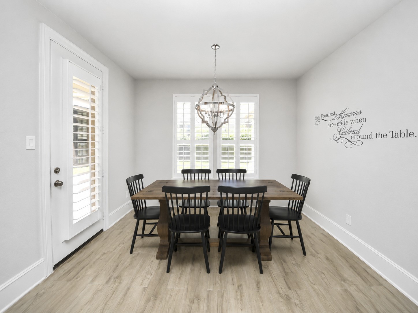 8119 Messina Mount Drive Property Photo 11