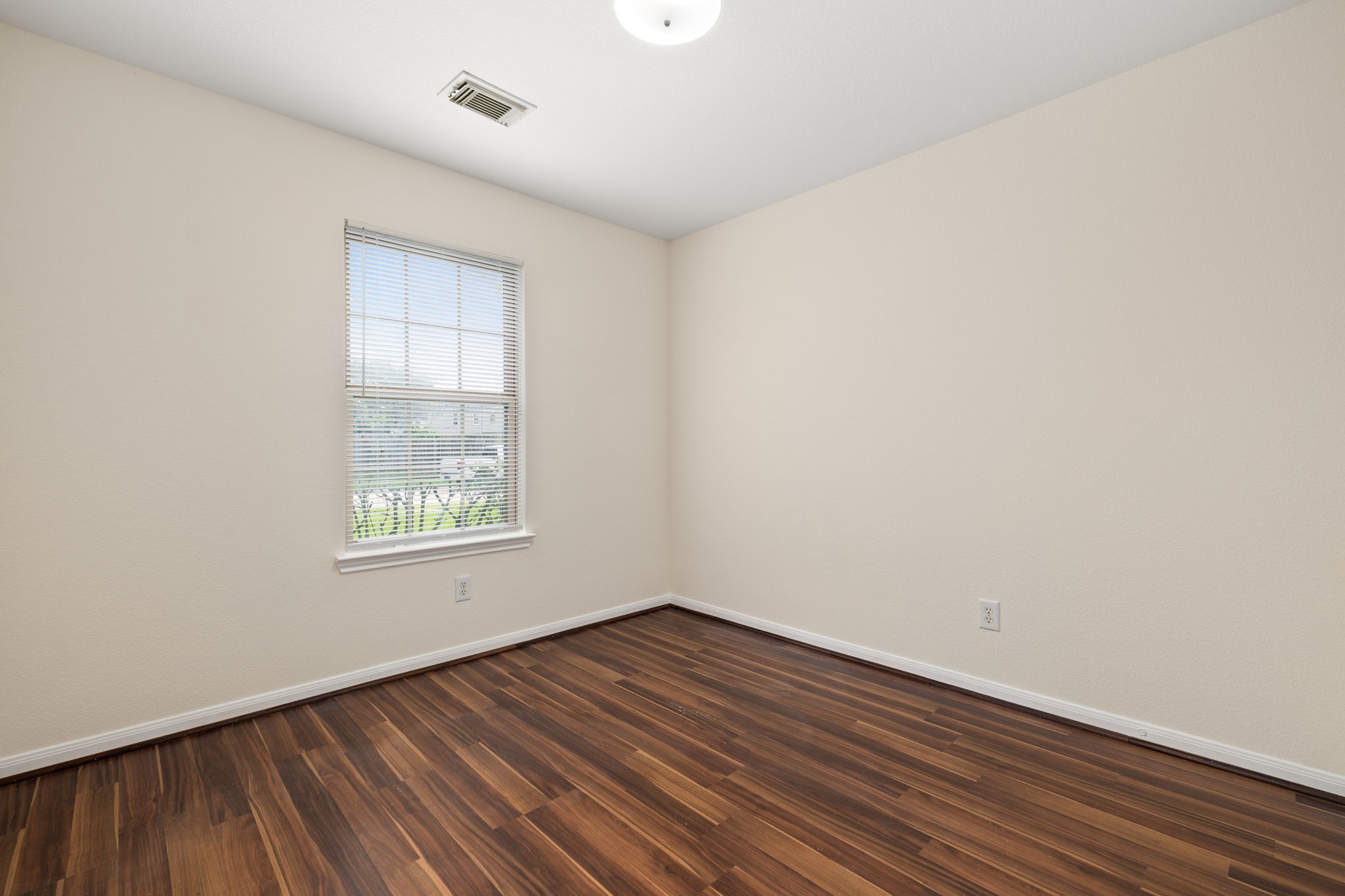 3115 Lexington Lake Drive Property Photo 15