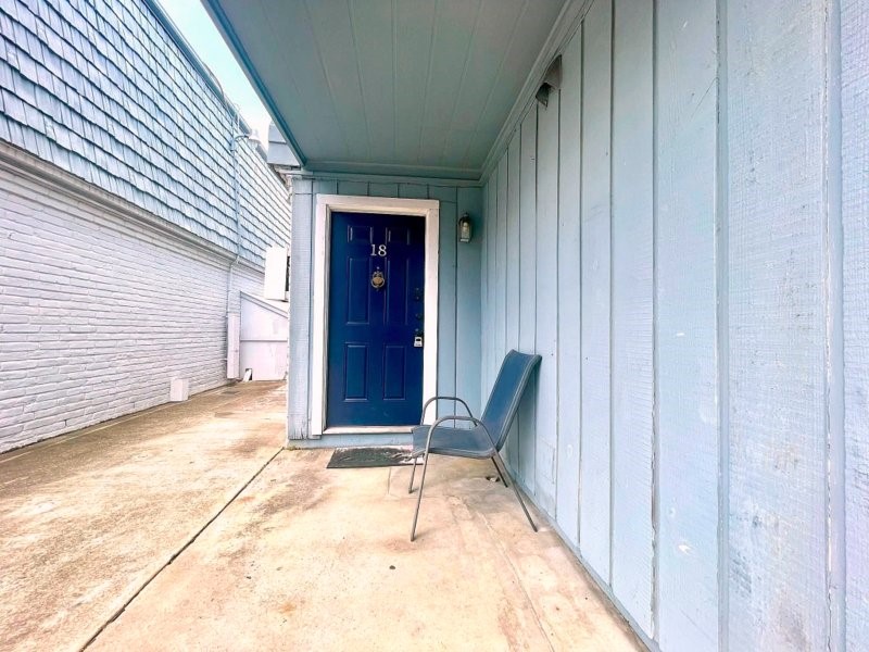 1901 S Voss Road 18 Property Photo 2