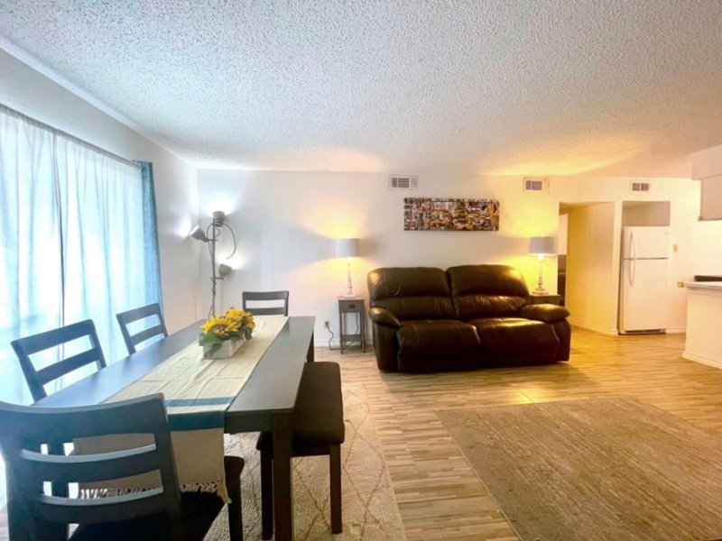 1901 S Voss Road 18 Property Photo 14