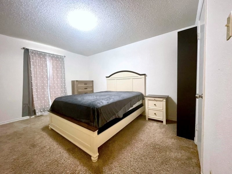 1901 S Voss Road 18 Property Photo 15