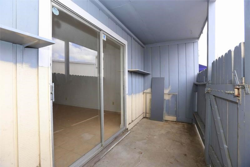 1901 S Voss Road 18 Property Photo 21