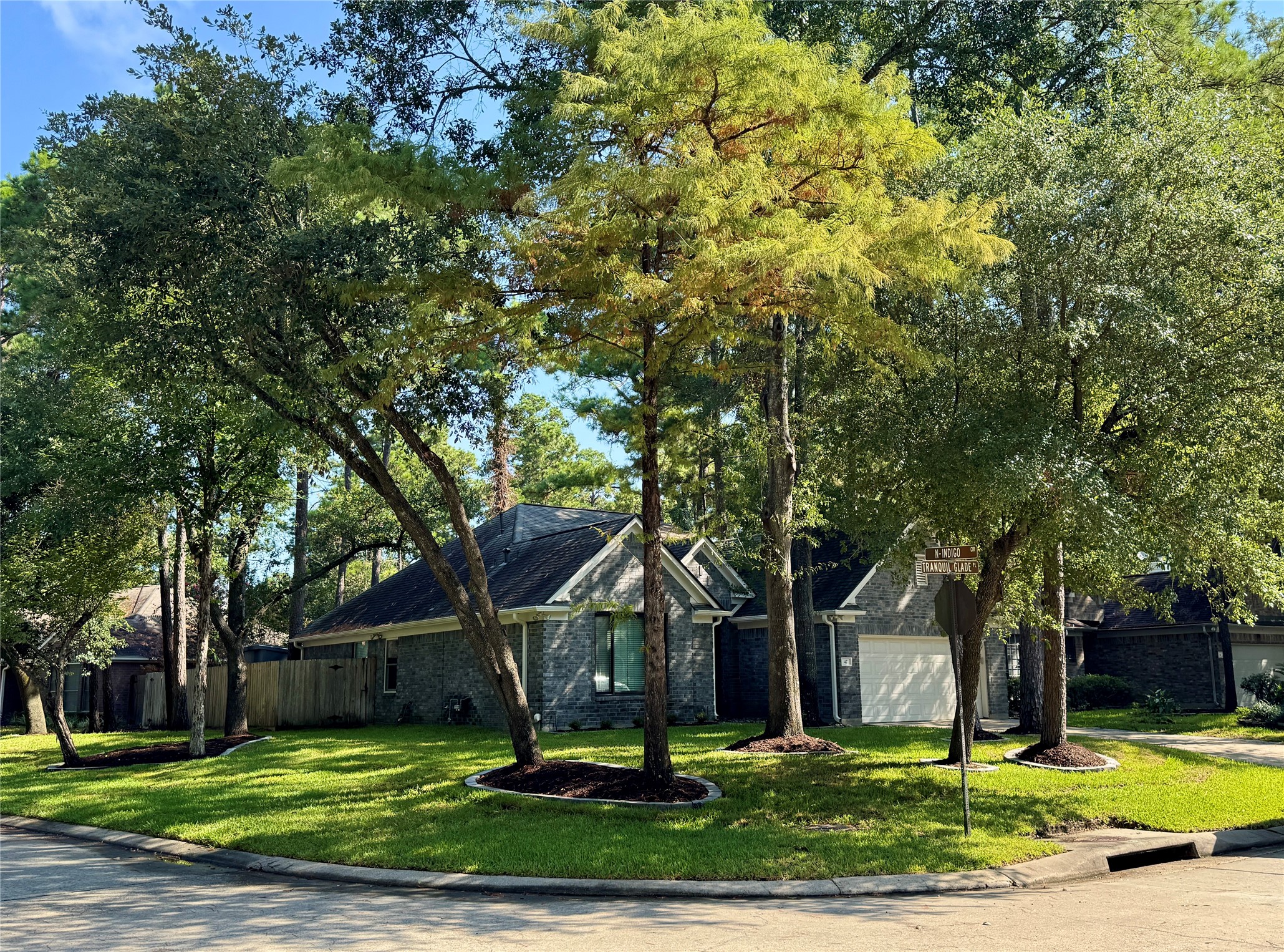 42 Tranquil Glade Place Property Photo 2