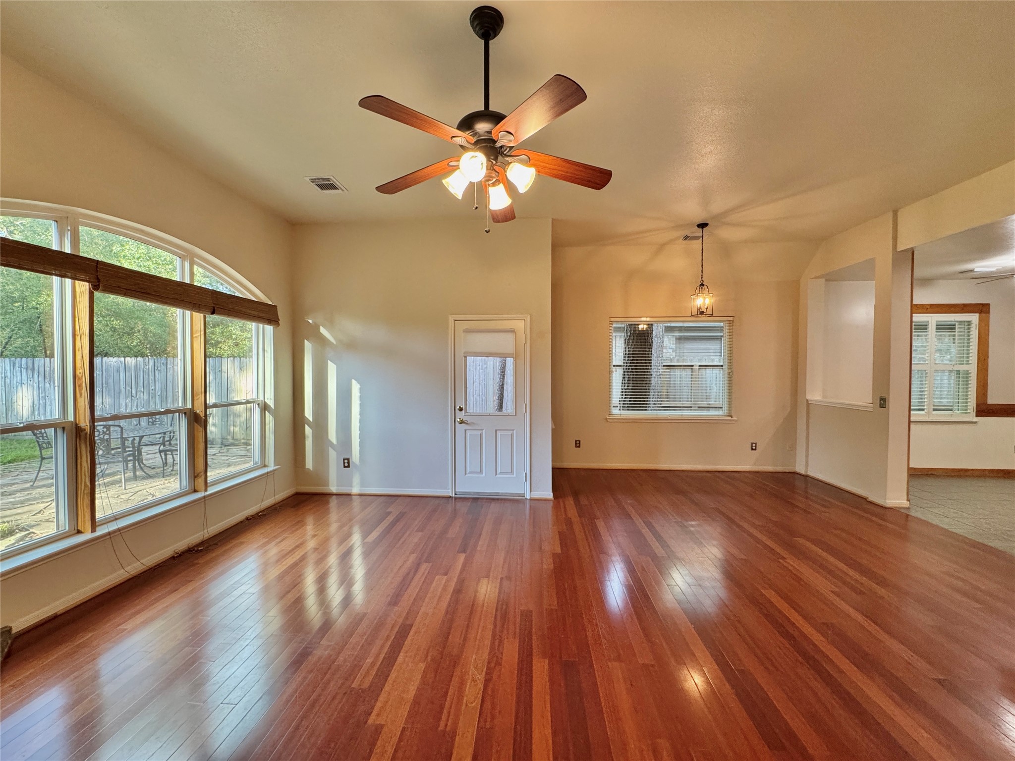 42 Tranquil Glade Place Property Photo 14