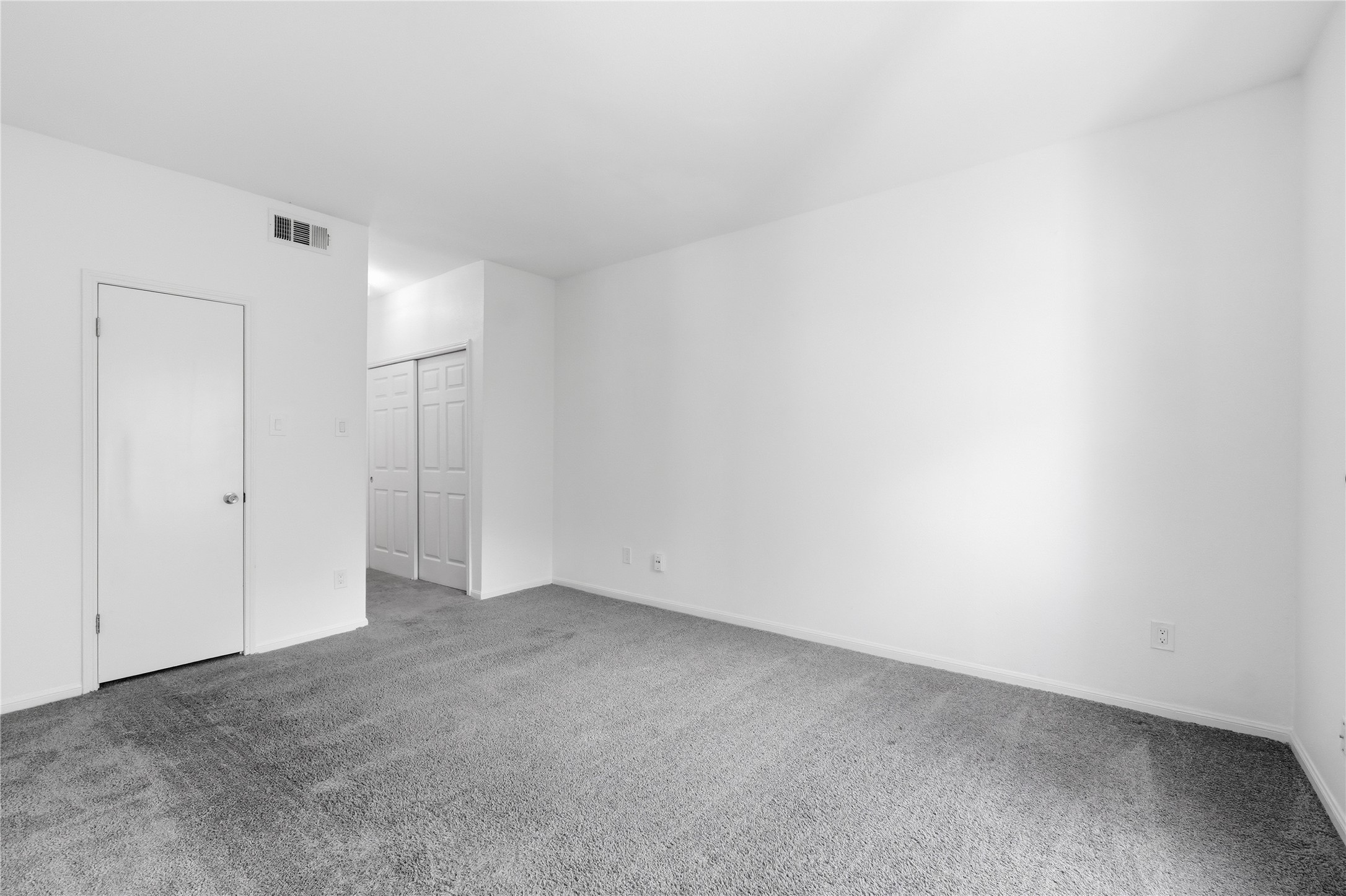 2100 Tanglewilde Street 378 Property Photo 22