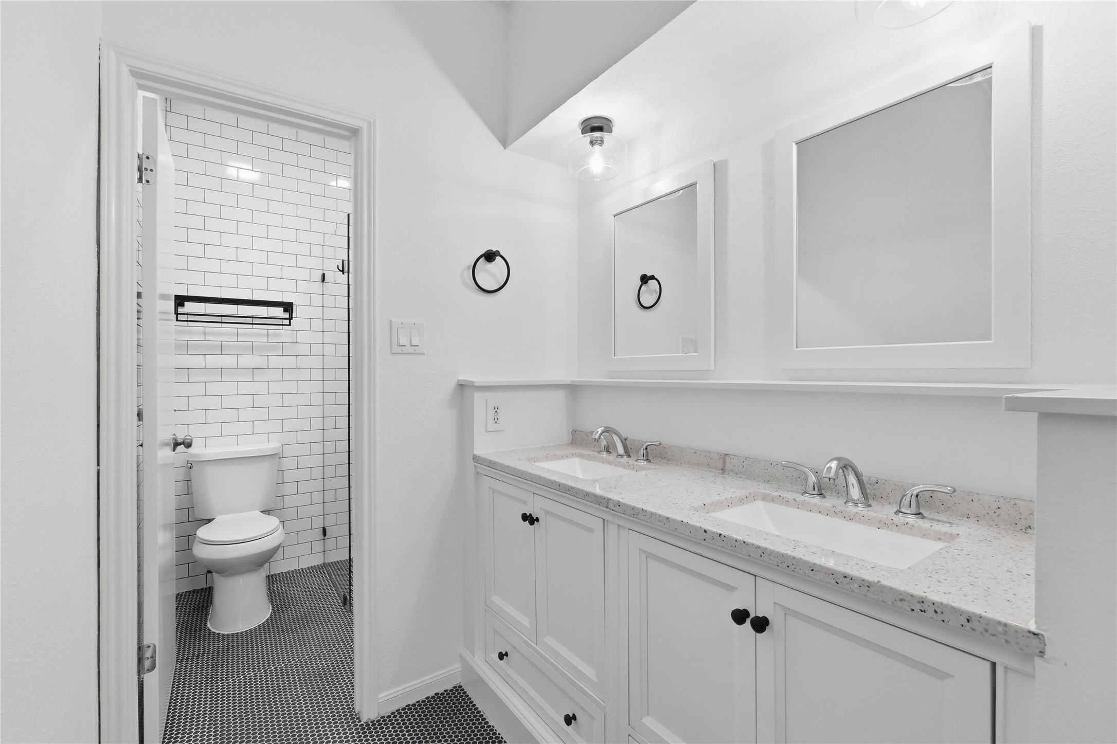 2100 Tanglewilde Street 378 Property Photo 24