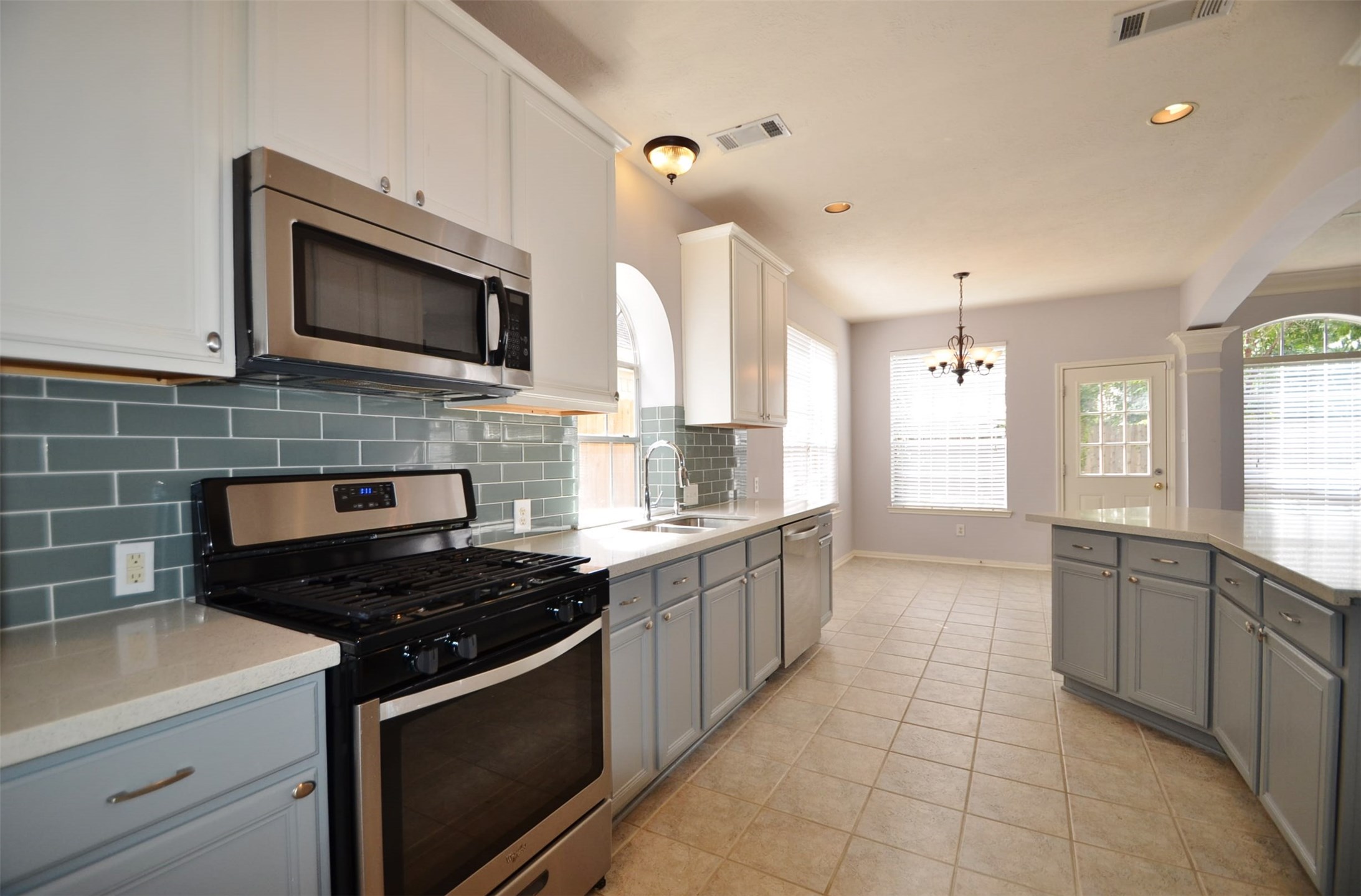 6747 Cleft Stone Drive Property Photo 7