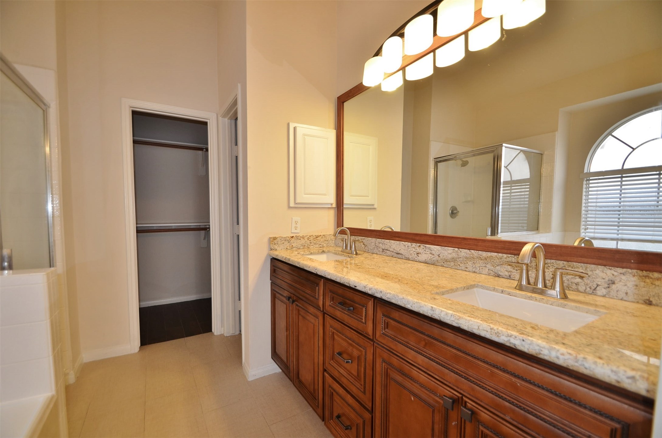 6747 Cleft Stone Drive Property Photo 16