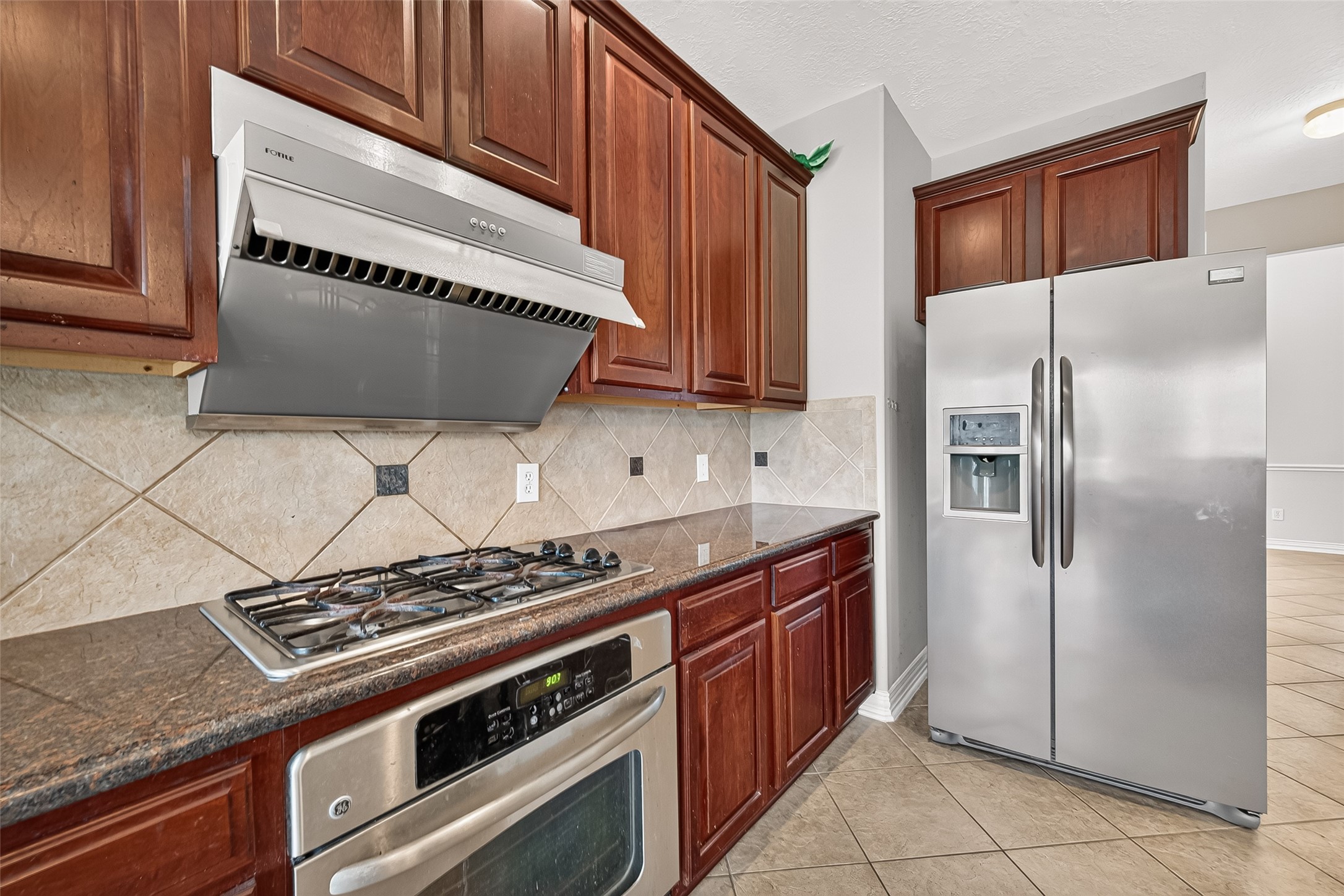 17927 Sugarloaf Bay Drive Property Photo 13