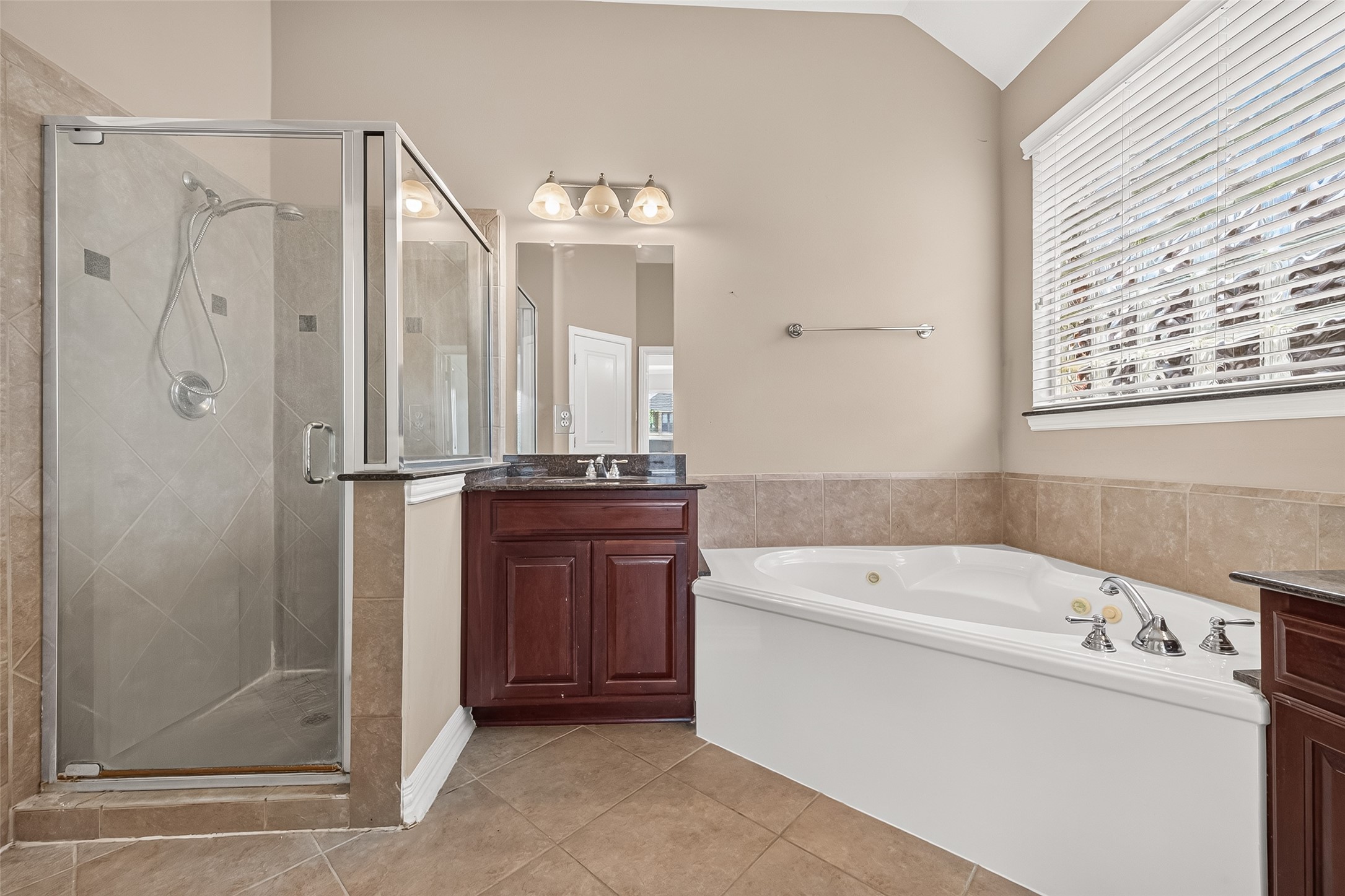 17927 Sugarloaf Bay Drive Property Photo 22