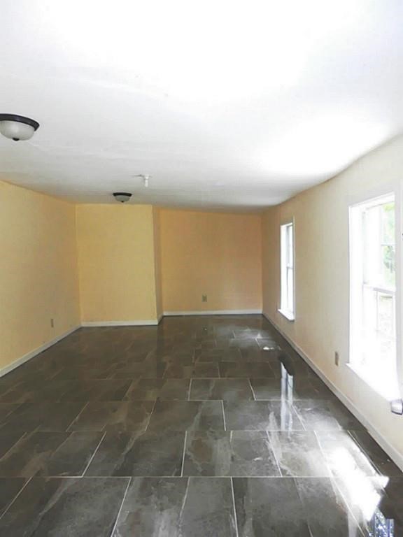 5318 Chennault Road Property Photo 10