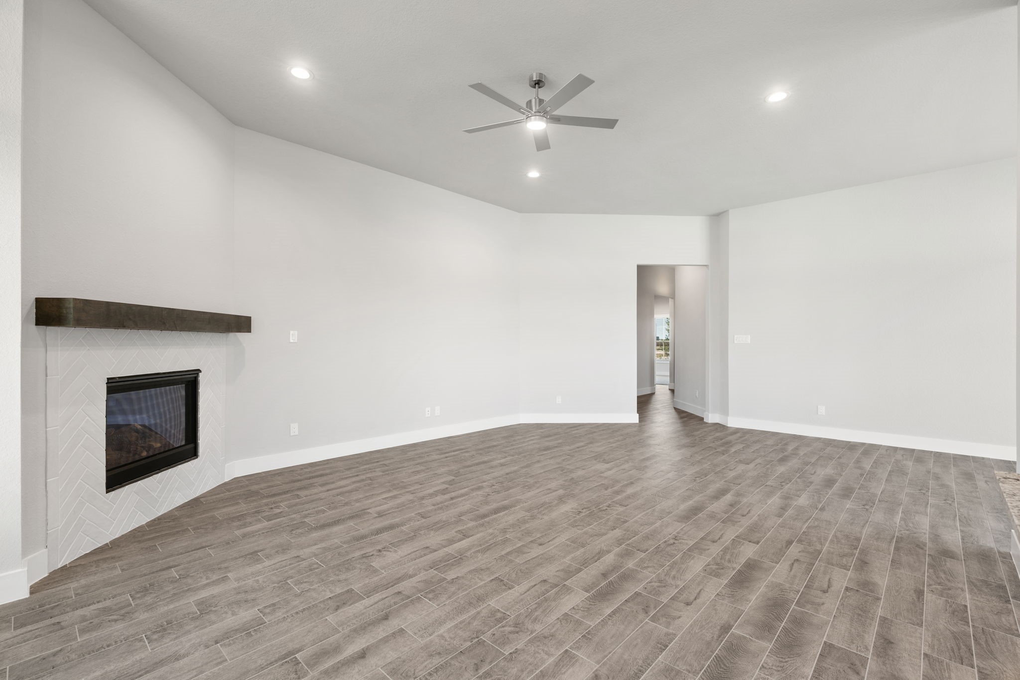 19615 Isola Breeze Drive Property Photo 19