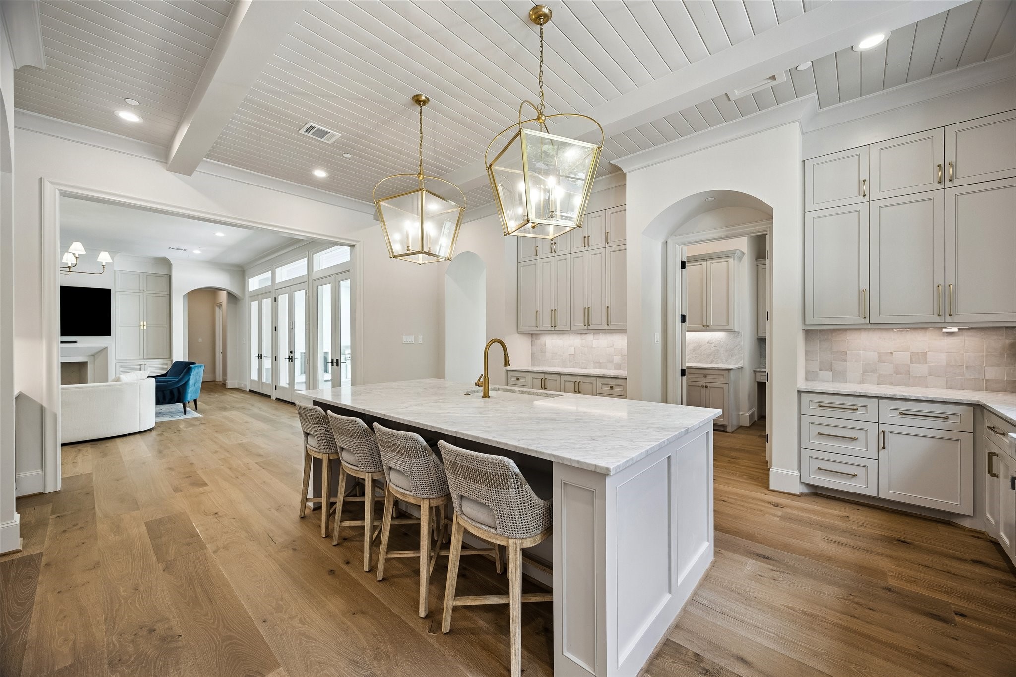 10801 Long Shadow Lane Property Photo 4