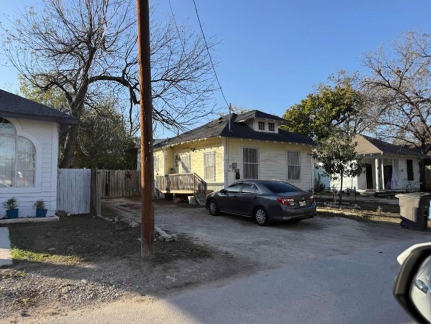 117 Aganier Avenue Property Photo 2