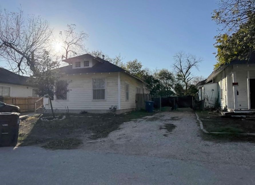 117 Aganier Avenue Property Photo 3