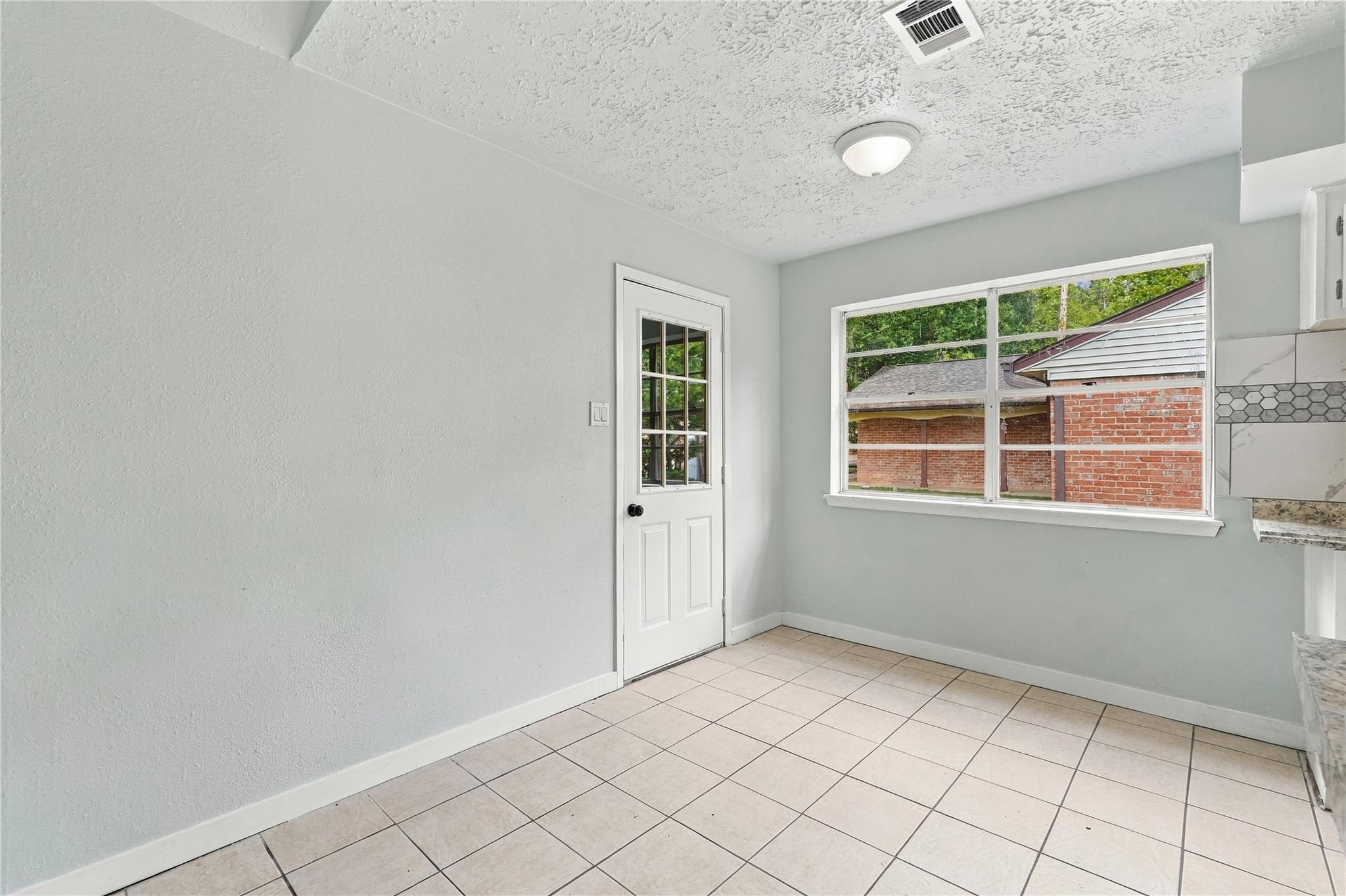 508 Alison Street Property Photo 7