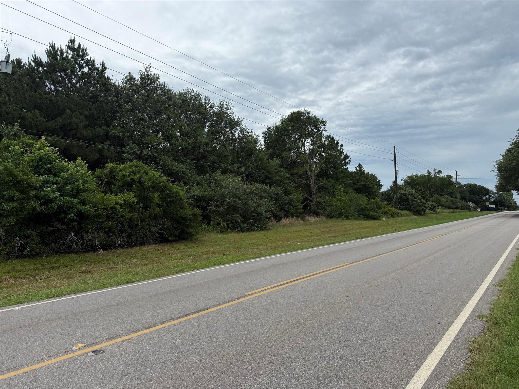 18633 Penick Road Property Photo 6