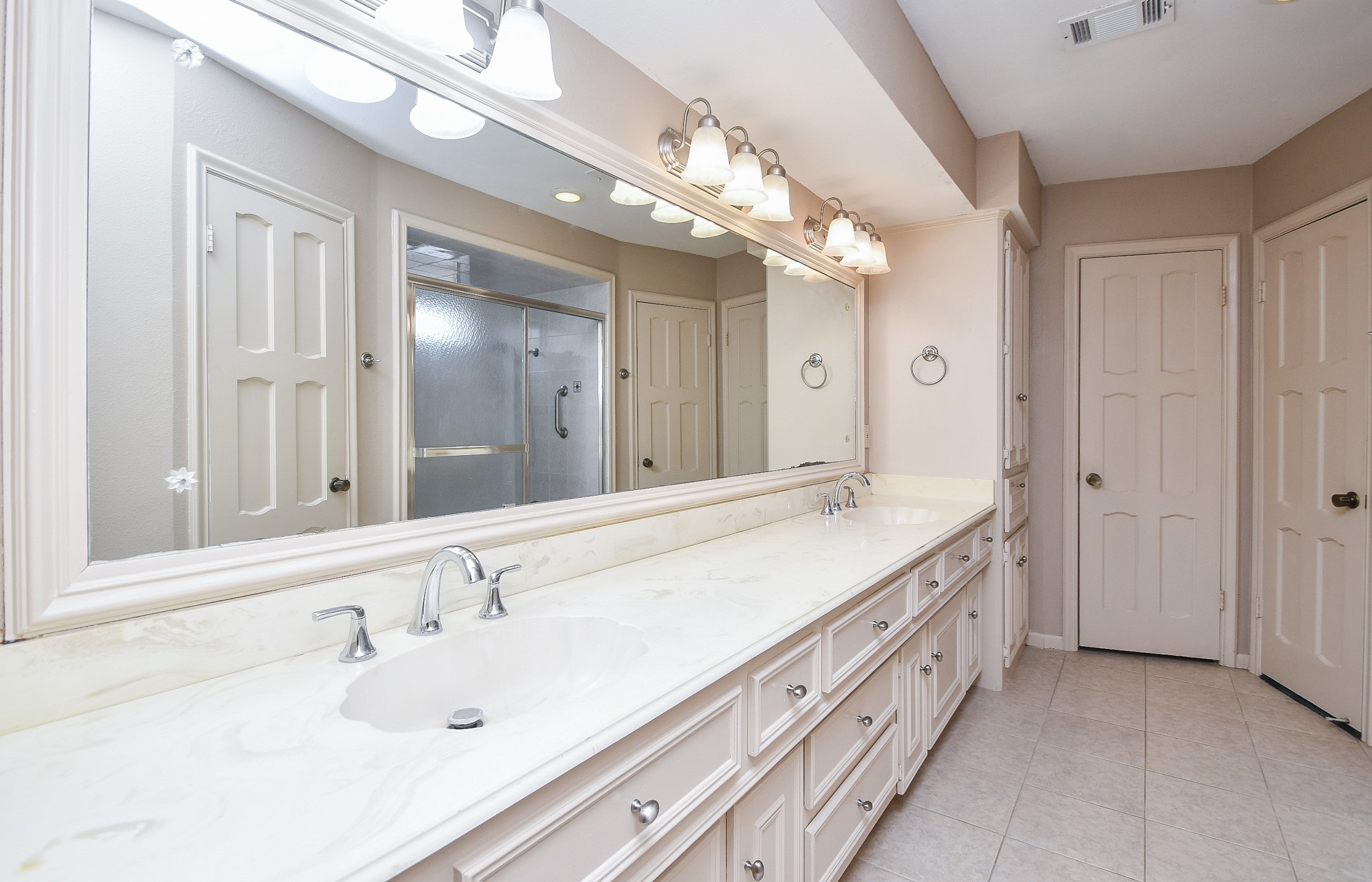 3826 Pecan Valley Drive Property Photo 22
