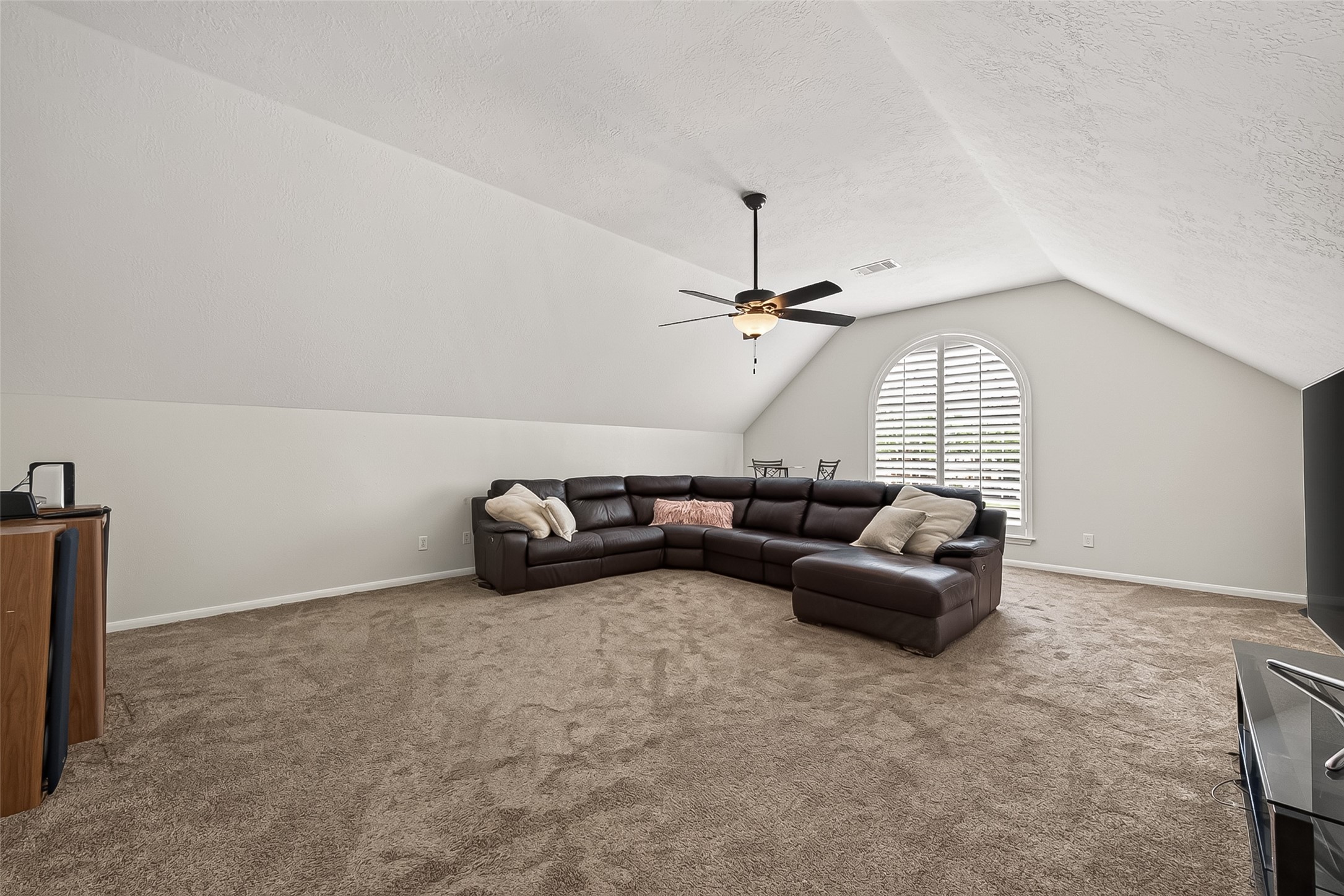 827 Annies Way Property Photo 30